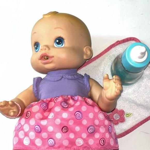 2006 HASBRO BABY ALIVE "WETS 'N WIGGLES" DOLL - Picture 2 of 4